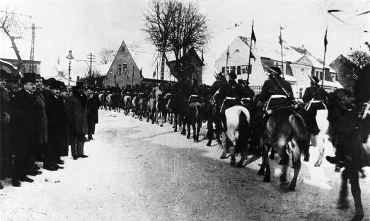 Von den Alliierten mehr oder weniger widerstandslos hingenommen: Litauische Besetzung des Memellandes.