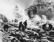 Dresden nach den Angriffen: Eine Stadt voller Leichen und Trümmer - Bild: Getty