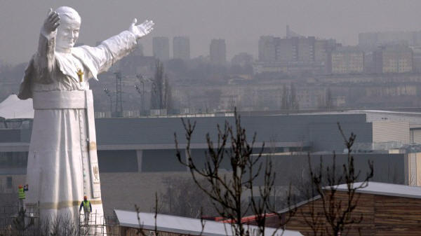 Die weltgrößte Statue von Johannes Paul II. in Czestochowa, Polen (dpa/ picture-alliance/ Waldemar Deska)